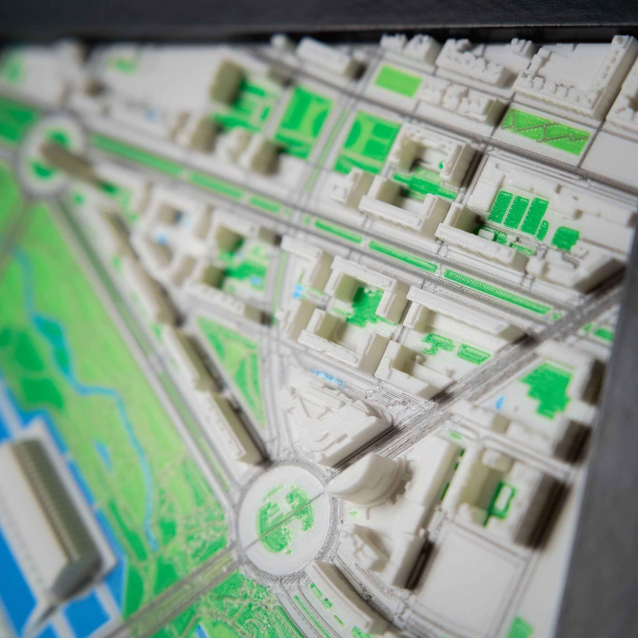 CUSTOM 3D MAP - City on Wall